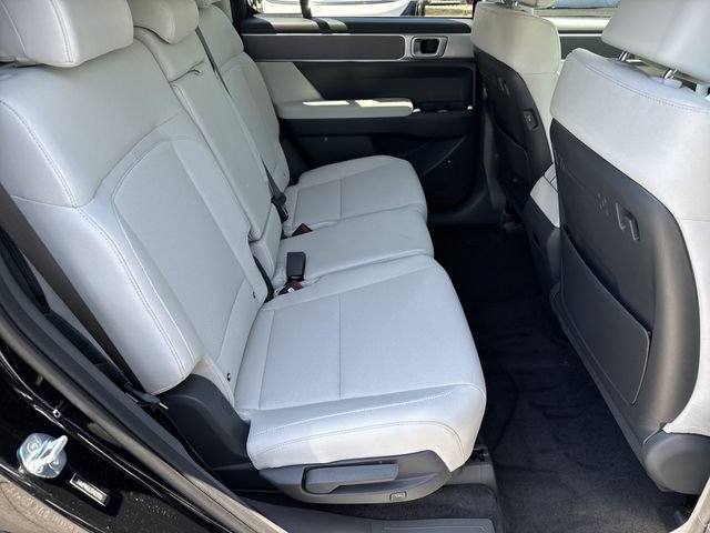 New 2026 Hyundai Santa Fe SE FWD image 17