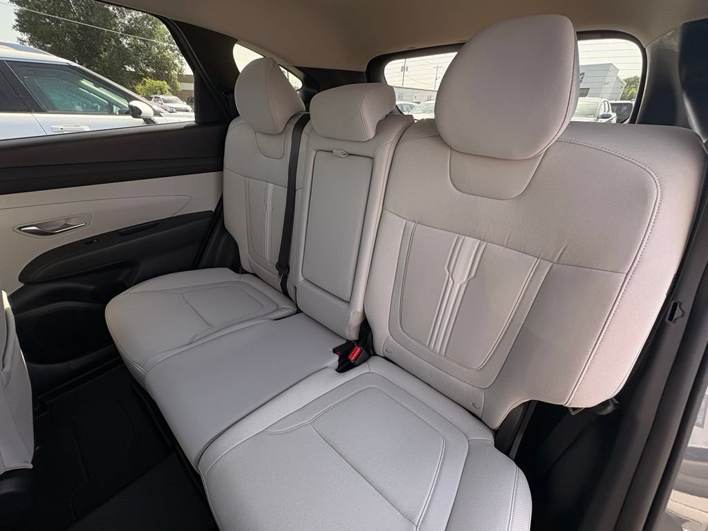 New 2026 Hyundai Tucson SEL FWD image 24