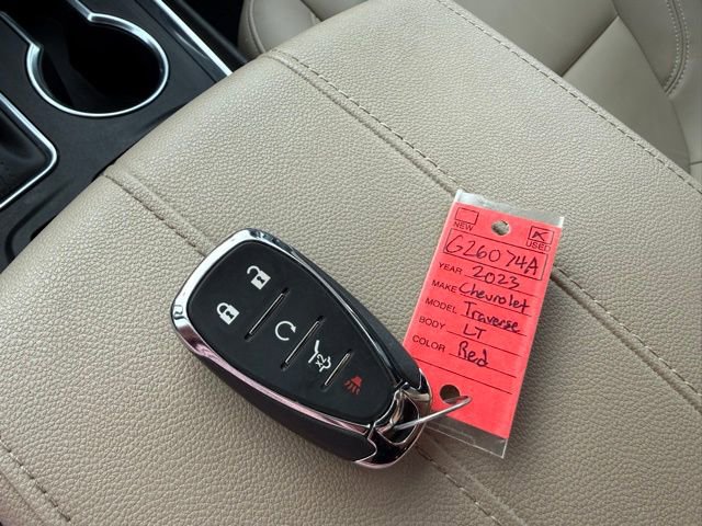 Used 2023 Chevrolet Traverse LT image 41