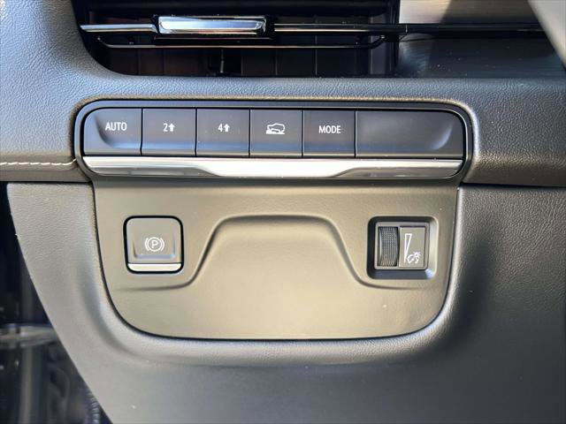 Used 2024 Cadillac Escalade ESV Premium Luxury image 25