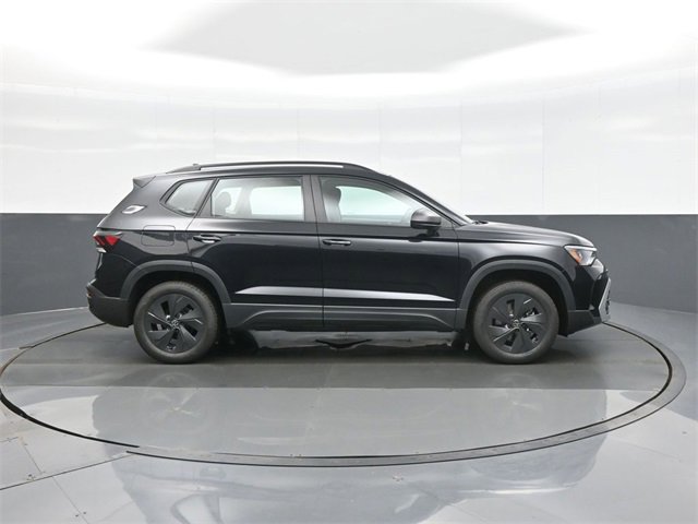 New 2026 Volkswagen Taos S image 8