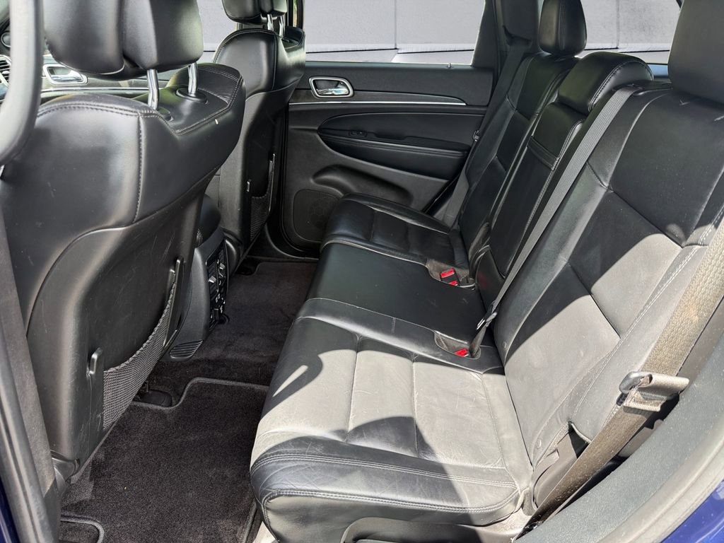 Used 2018 Jeep Grand Cherokee Limited AWD/4WD image 11