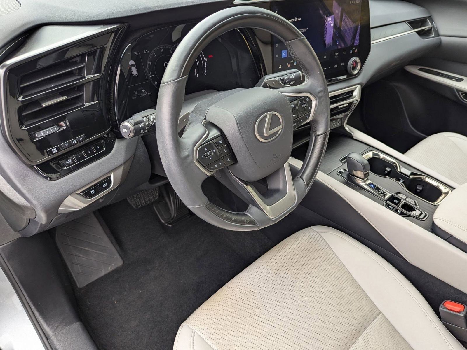 Used 2023 Lexus RX 350 Premium Plus w/ Accessory Package image 4