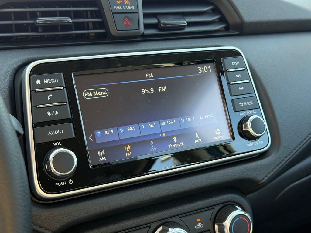 New 2025 Nissan Versa S w/ Trunk Package image 10