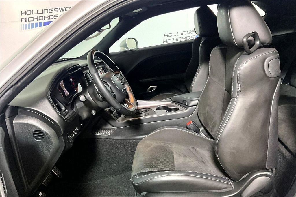 Used 2023 Dodge Challenger R/T w/ Plus Package image 19