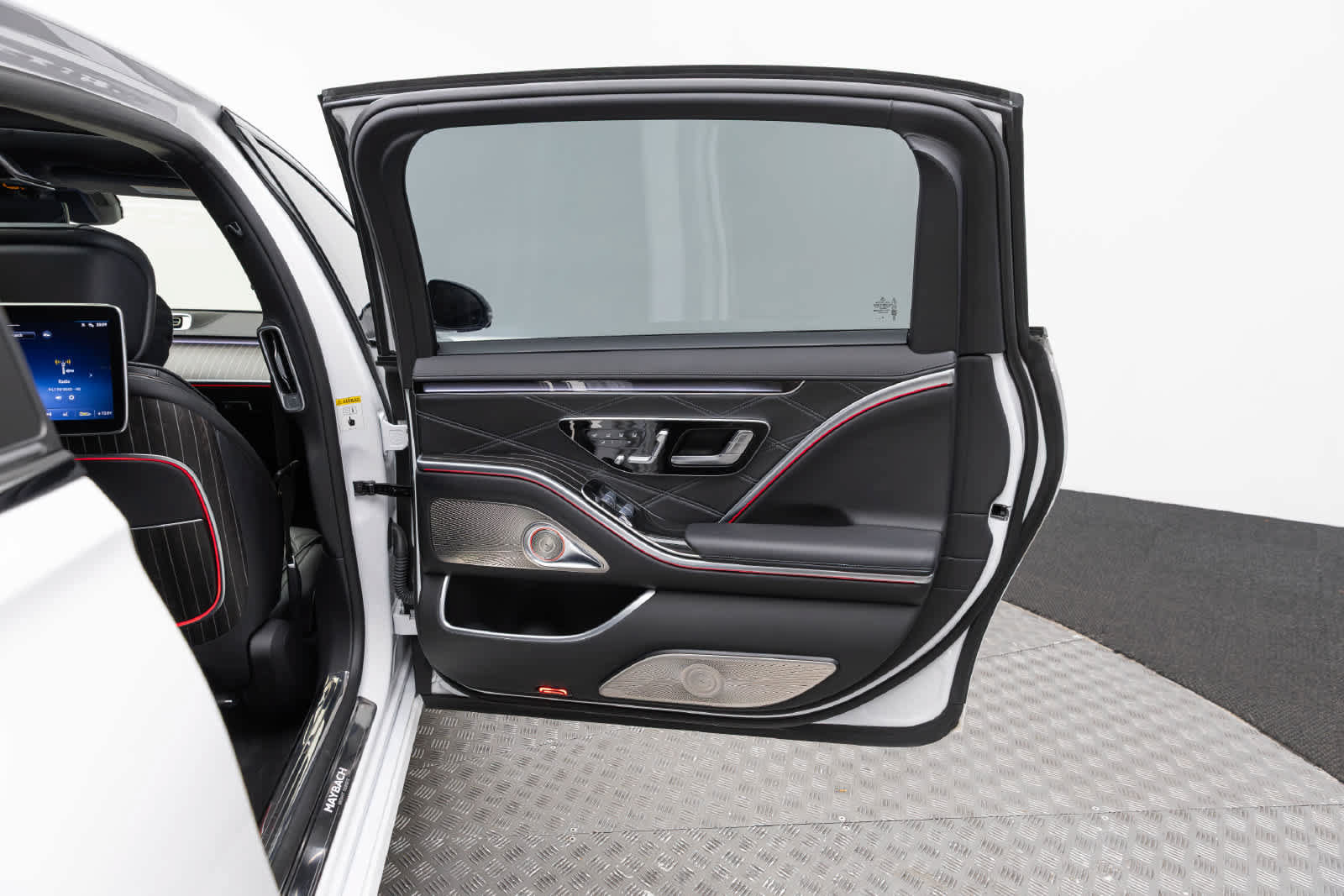 Used 2024 Mercedes-Benz Maybach S 680 4MATIC image 45