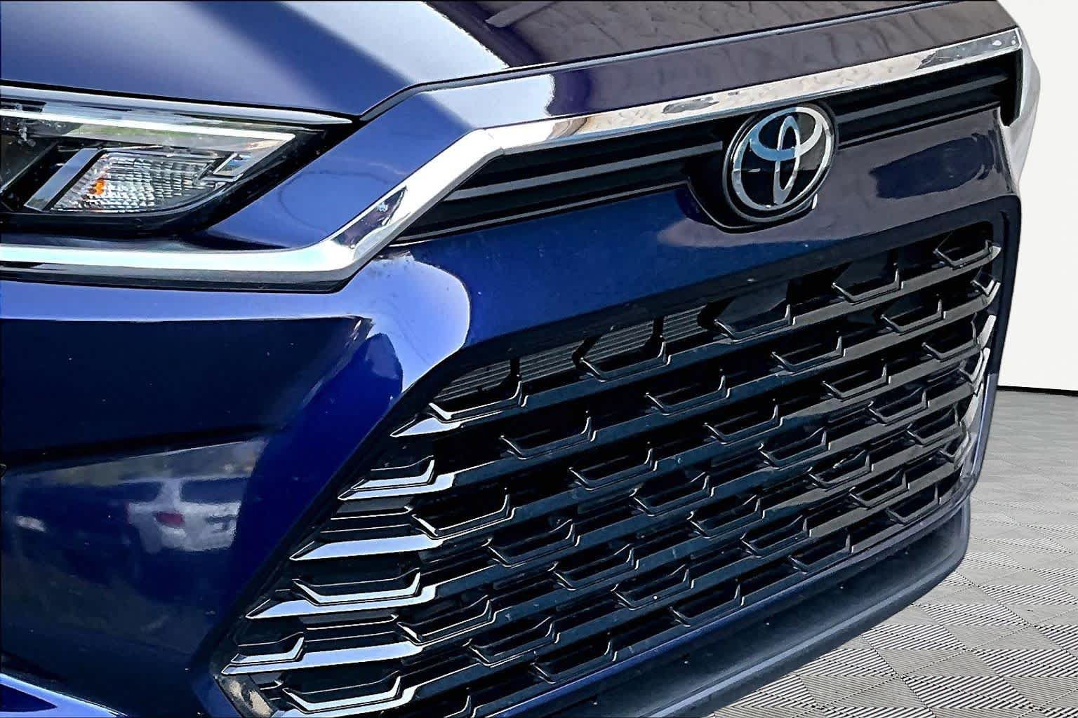 Used 2025 Toyota Grand Highlander FWD image 30