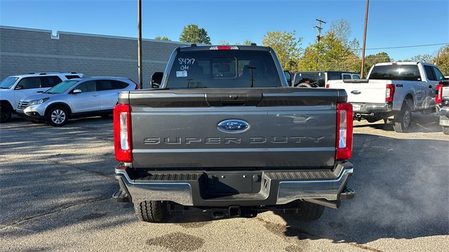 New 2026 Ford F350 XLT image 30