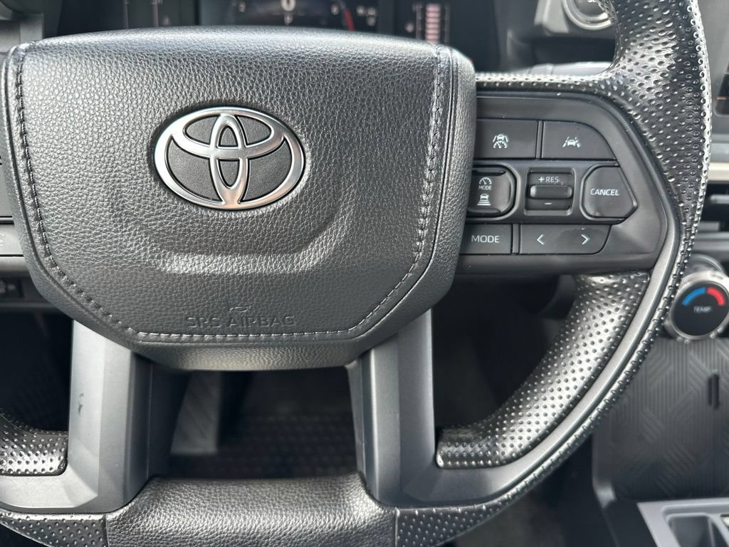 Certified 2025 Toyota Tacoma SR AWD/4WD image 15