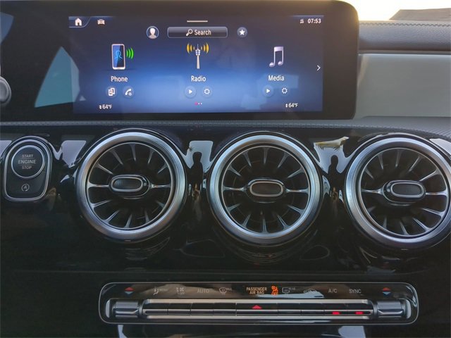 Used 2025 Mercedes-Benz CLA 250 image 21