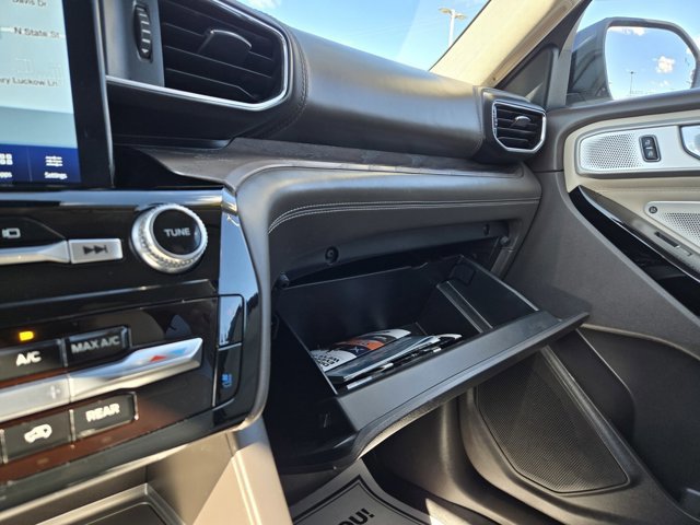 Used 2022 Ford Explorer Platinum w/ Equipment Group 601A image 14