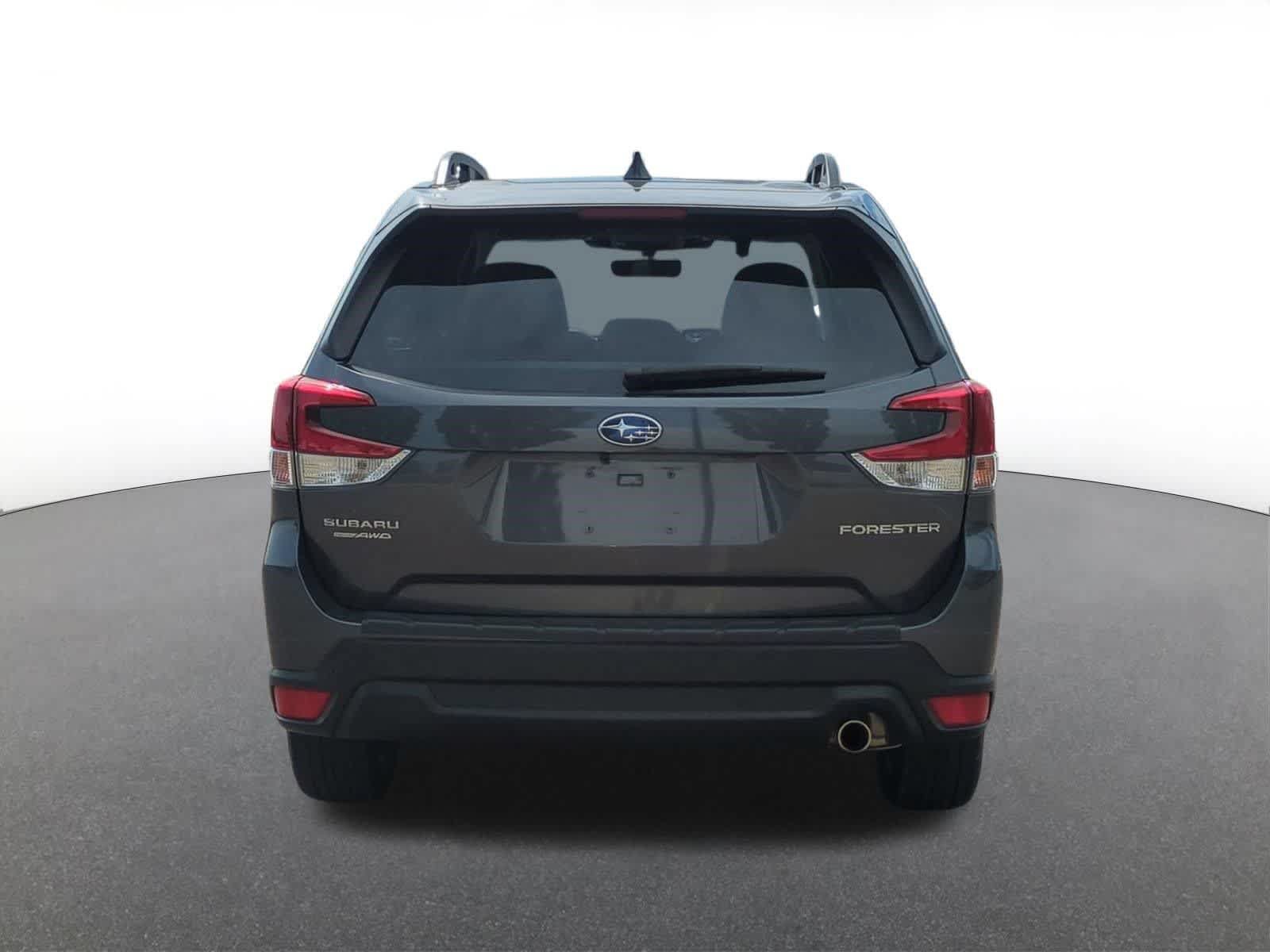 Used 2023 Subaru Forester Limited AWD/4WD image 5