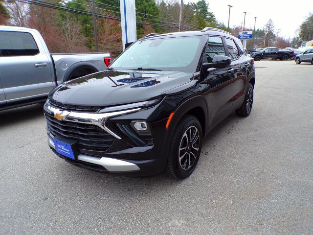 Used 2024 Chevrolet TrailBlazer LT w/ Convenience Package image 3