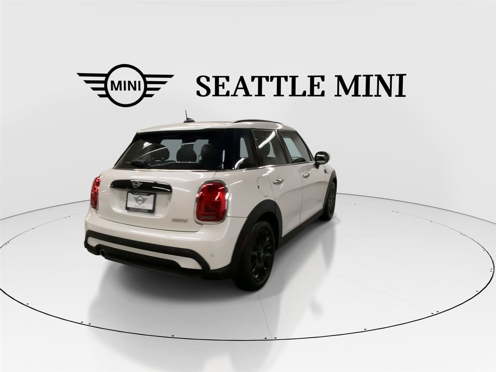 Certified 2023 MINI Cooper 4-Door Hardtop FWD image 11
