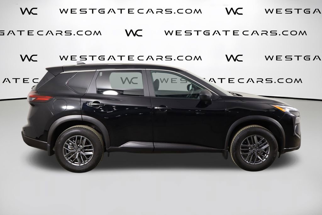 Used 2025 Nissan Rogue S image 43