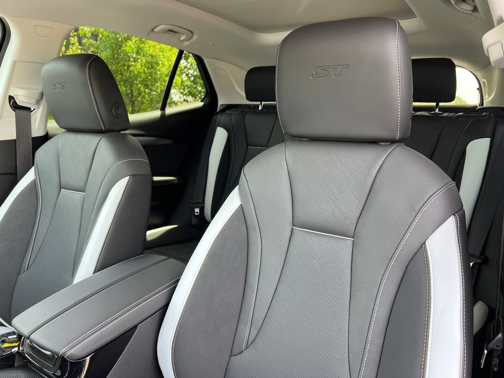 New 2026 Buick Envision Sport Touring AWD/4WD image 12