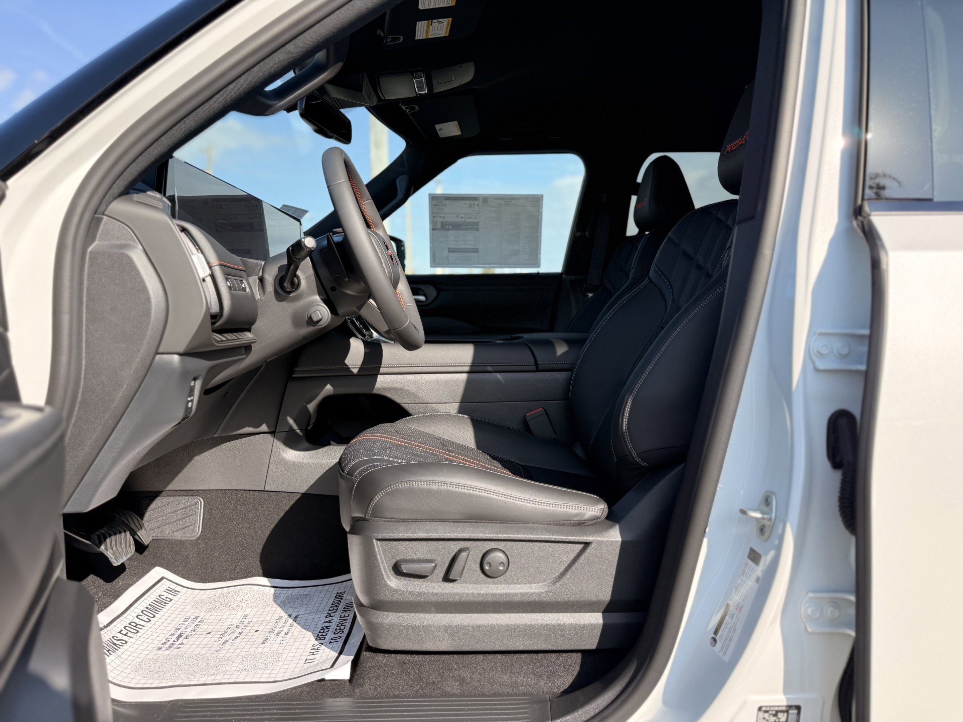 New 2026 Nissan Armada PRO-4X w/ Captain's Chari Seat Package image 6