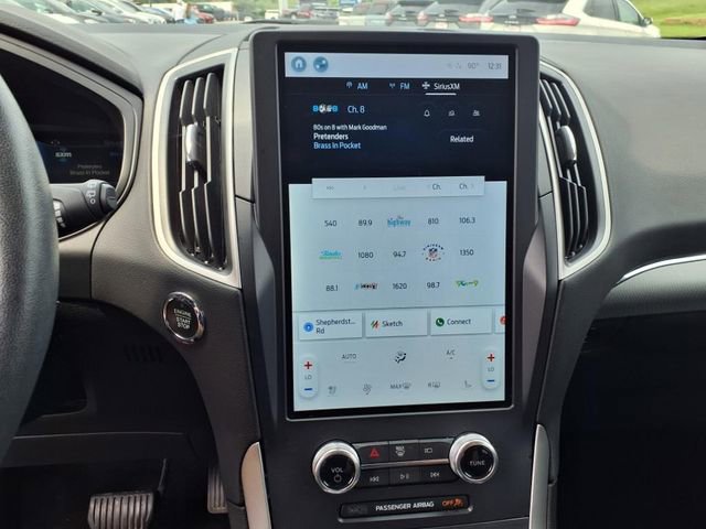 Used 2022 Ford Edge SEL w/ Sport Appearance Package AWD/4WD image 21