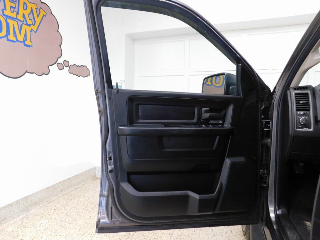 Used 2019 RAM 1500 Express image 29
