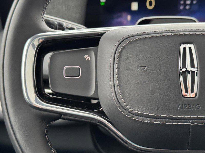 New 2025 Lincoln Navigator L Reserve w/ Jet Appearance Package image 21