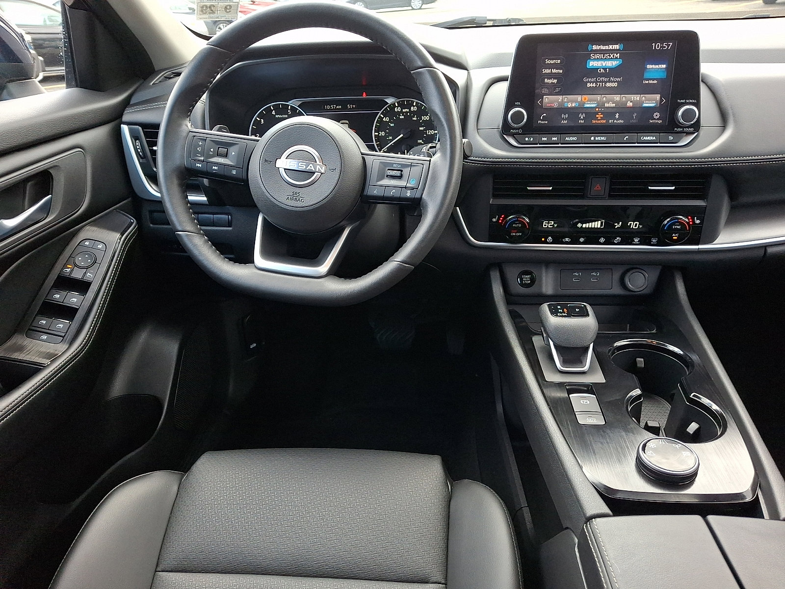 Used 2024 Nissan Rogue SV w/ SV Premium Package image 14