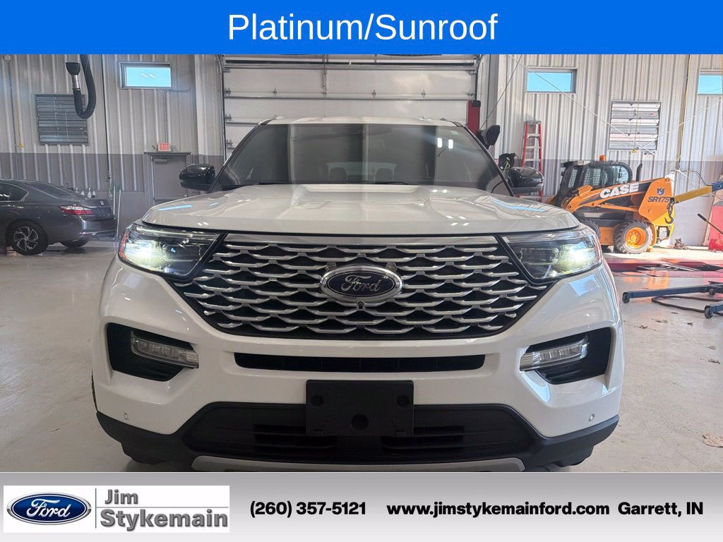 Used 2021 Ford Explorer Platinum w/ Equipment Group 601A AWD/4WD image 16