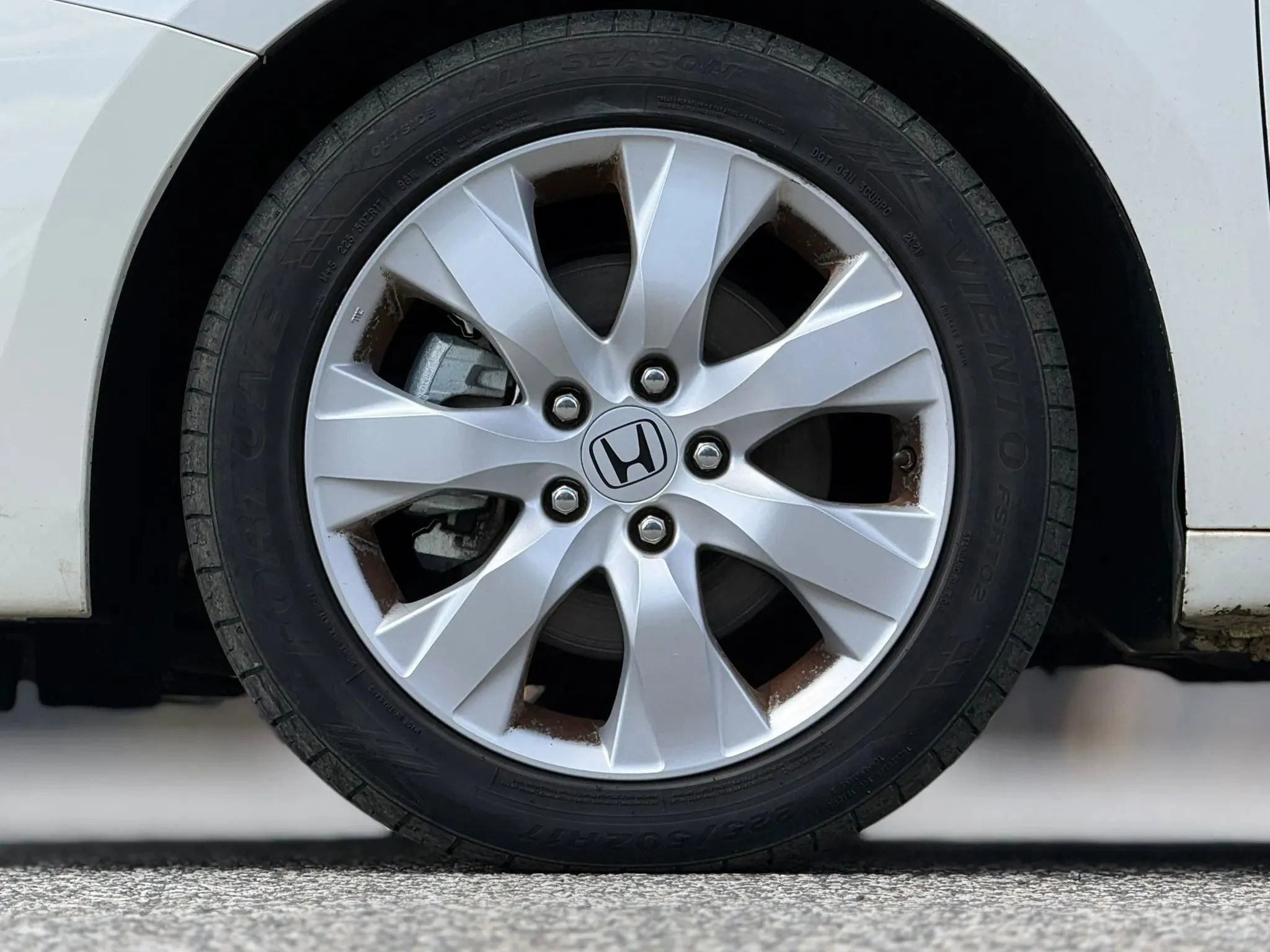 Used 2010 Honda Accord EX-L image 30