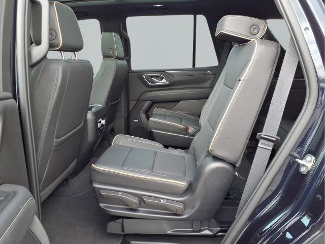 Used 2023 GMC Yukon SLT w/ SLT Luxury Package AWD/4WD image 23