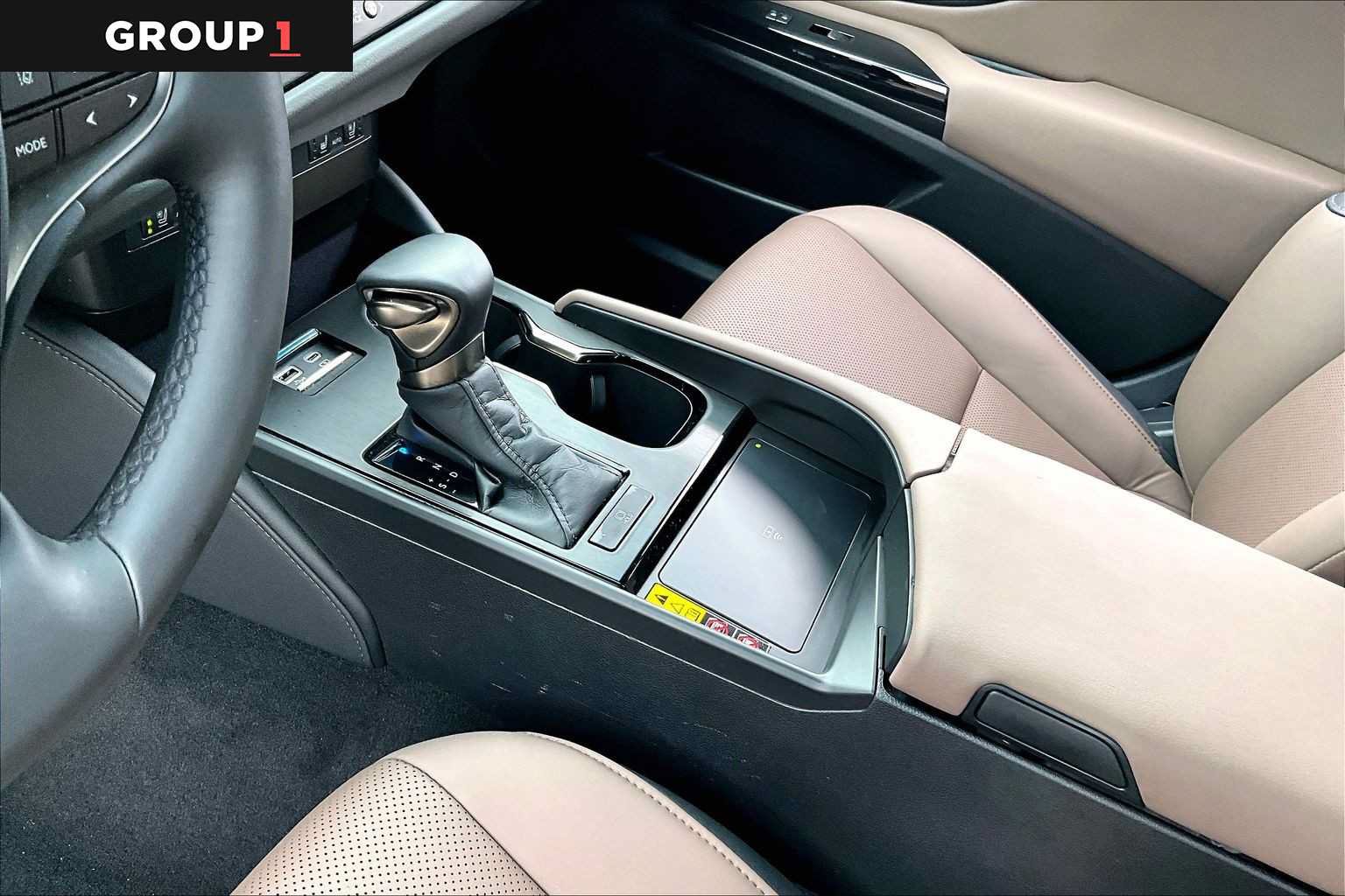 Used 2024 Lexus ES 350 w/ Premium Package FWD image 14