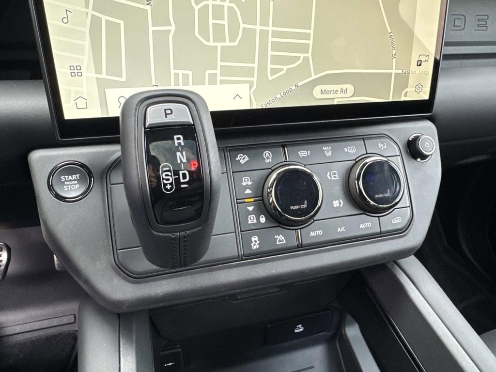 New 2026 Land Rover Defender 110 image 24