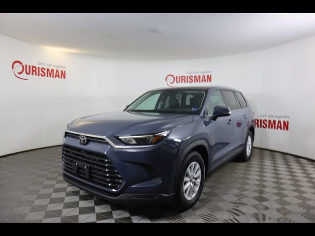 Used 2025 Toyota Grand Highlander XLE image 3