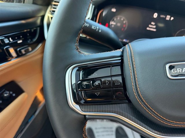 New 2026 Jeep Grand Wagoneer Summit AWD/4WD image 15
