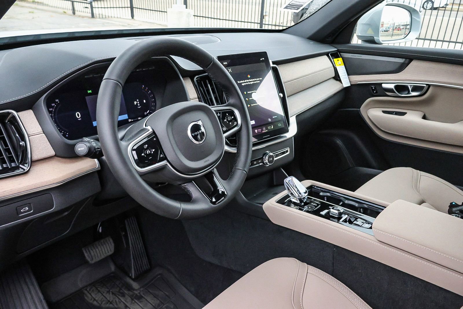 New 2026 Volvo XC90 B5 Plus w/ Protection Package image 26