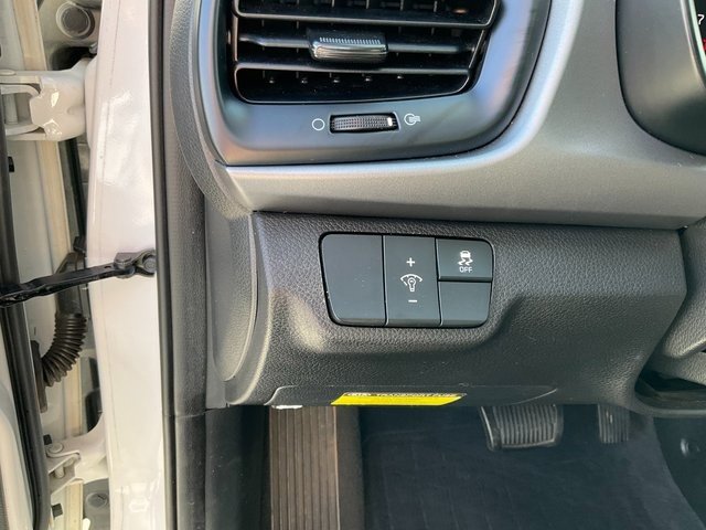 Used 2021 Kia Rio LX image 8