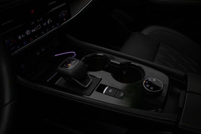 Used 2024 Nissan Rogue Platinum w/ Platinum Premium Package image 35