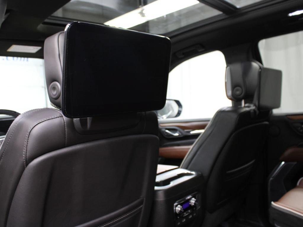 Used 2023 GMC Yukon Denali Ultimate AWD/4WD image 19