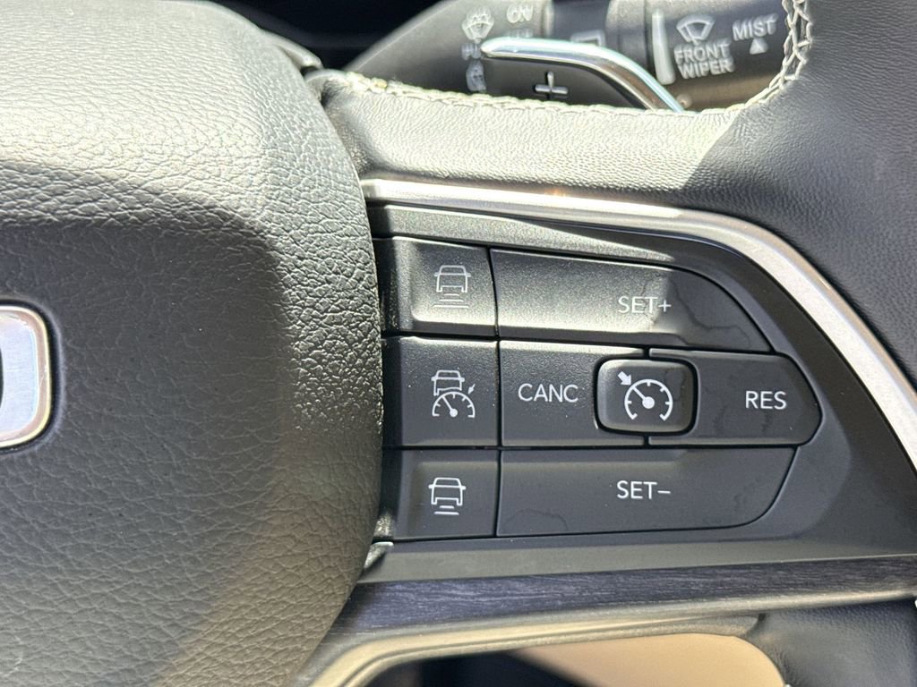 Used 2022 Jeep Grand Cherokee Limited AWD/4WD image 27