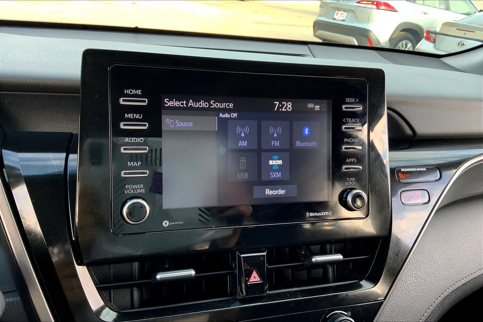 Used 2021 Toyota Camry SE FWD image 31