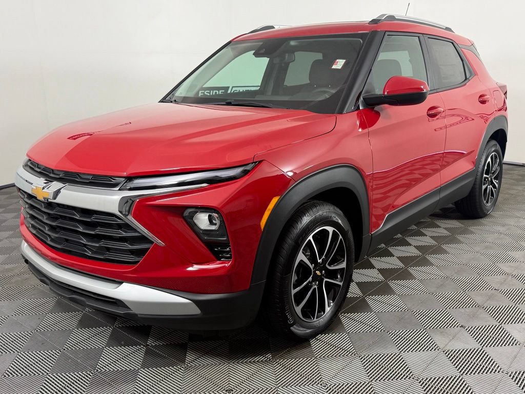 New 2026 Chevrolet TrailBlazer LT w/ LT Cold Weather Package FWD image 2