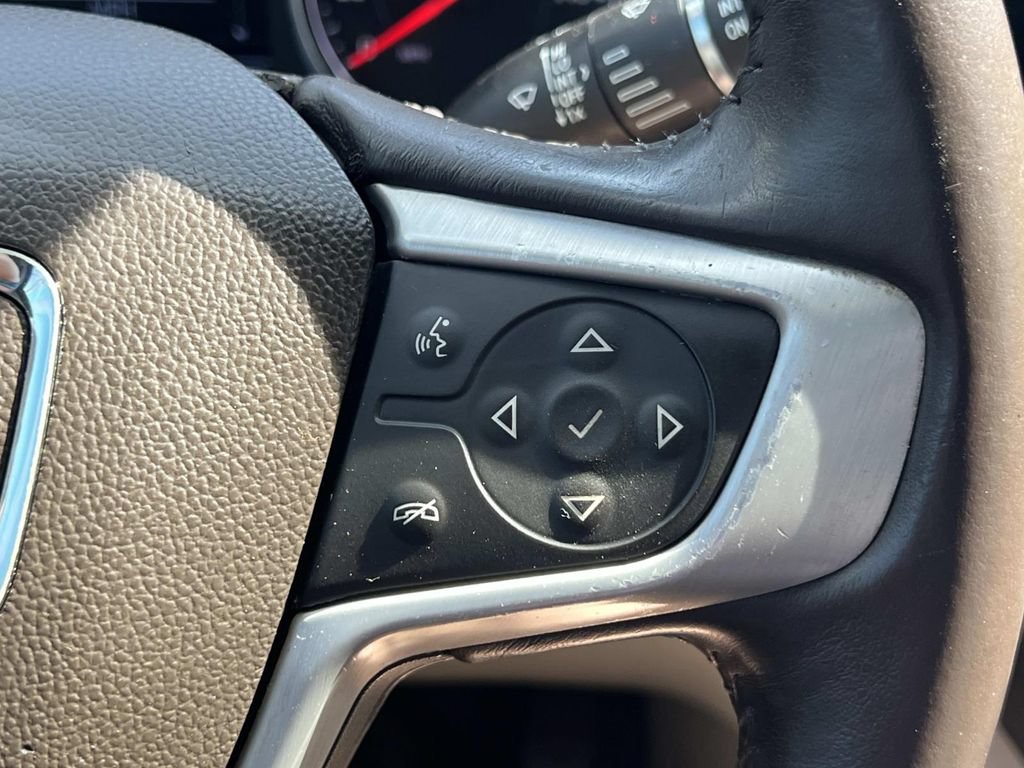 Used 2019 GMC Acadia SLT w/ LPO, Cargo Package FWD image 24