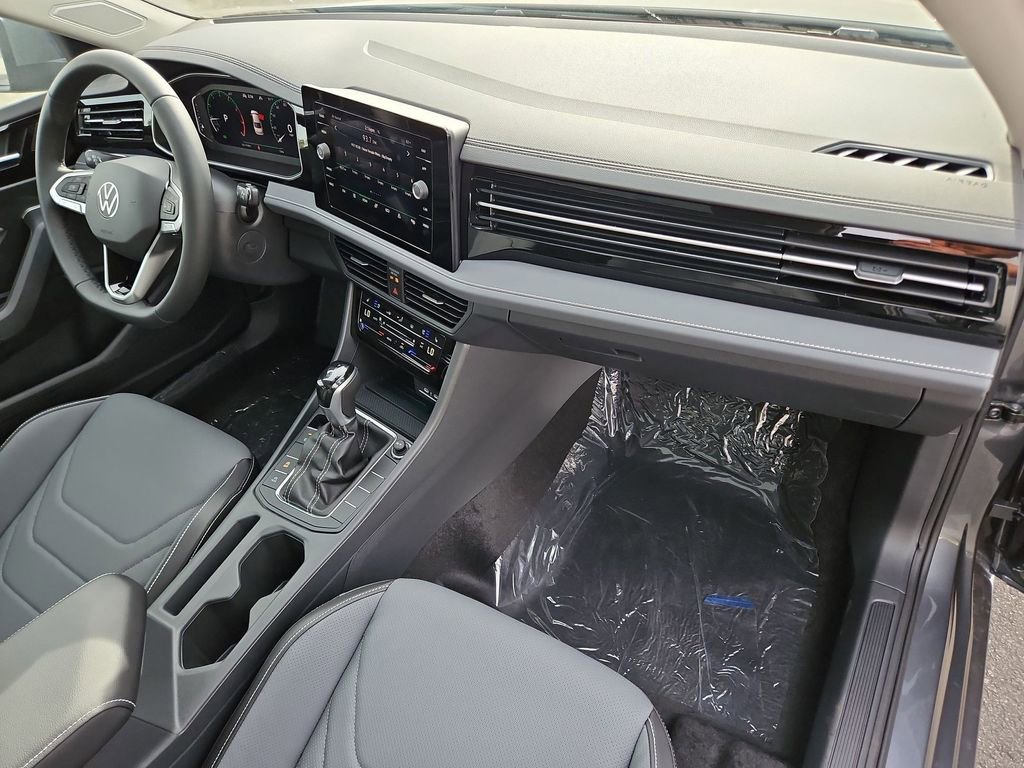 New 2026 Volkswagen Jetta SEL FWD image 22