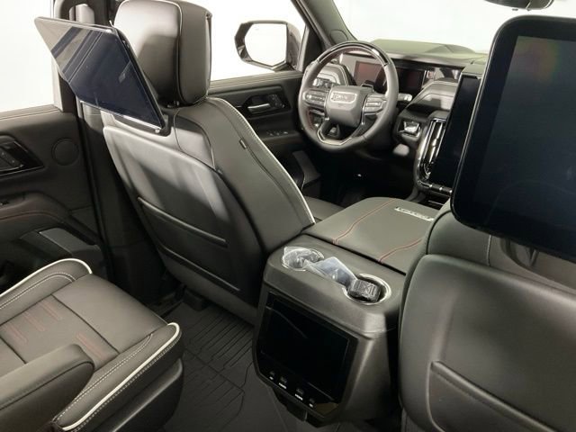 New 2026 GMC Yukon AT4 Ultimate w/ LPO, Floor Liner Package image 34