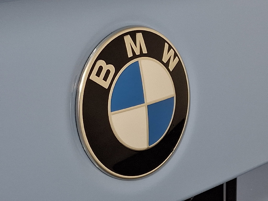Used 2025 BMW M2 w/ Lighting Package RWD image 30
