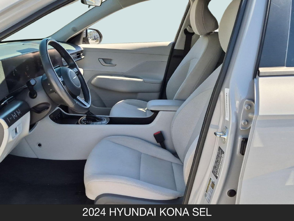 Used 2024 Hyundai Kona SEL AWD/4WD image 14