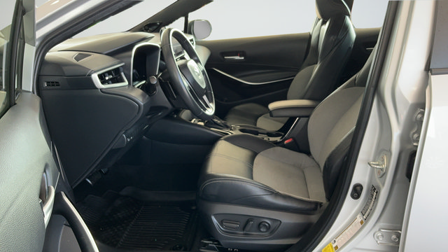 Used 2024 Toyota Corolla XSE FWD image 20