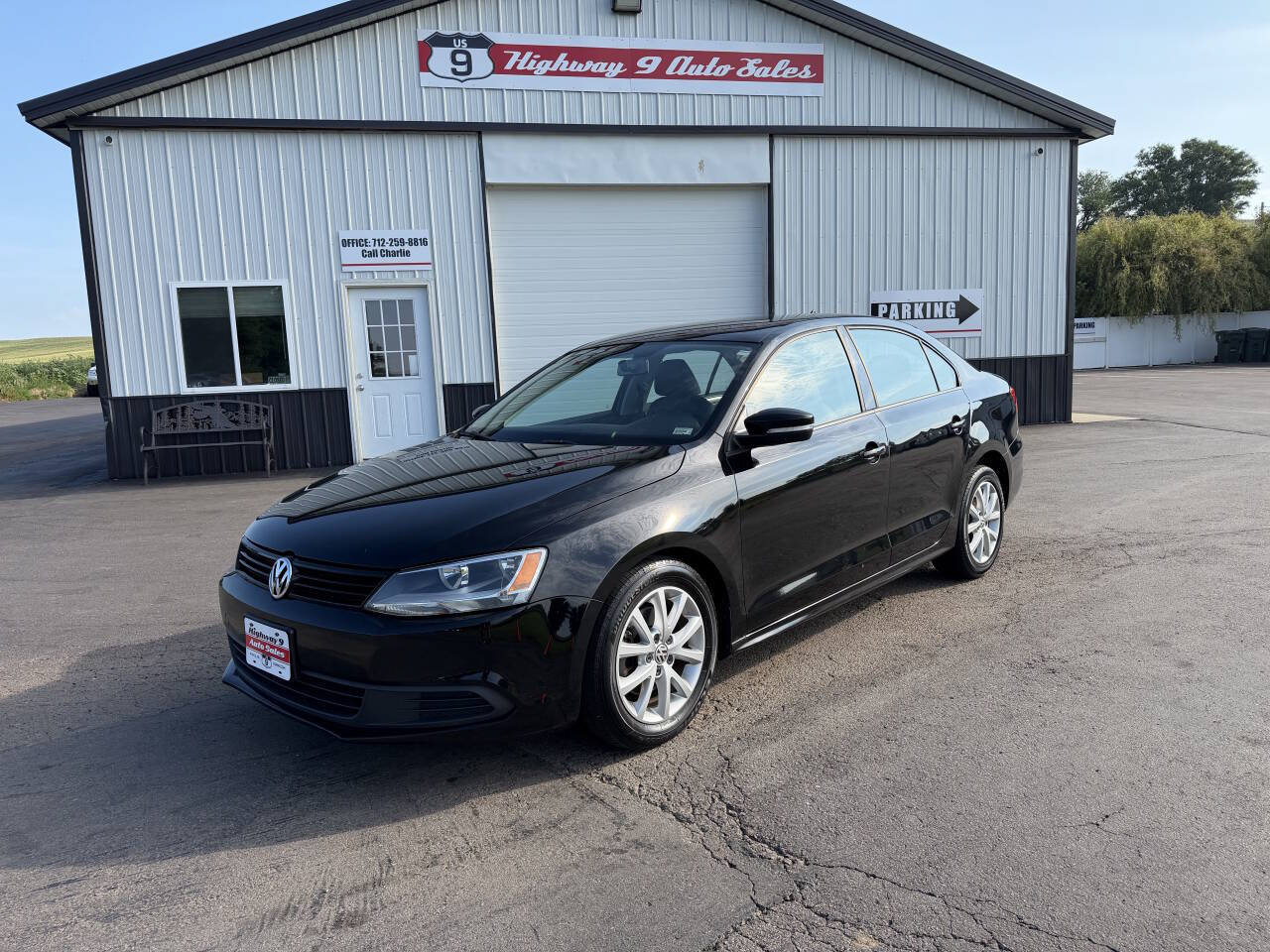 Used 2012 Volkswagen Jetta SE FWD image 1