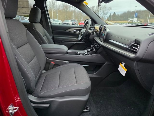 New 2026 Chevrolet Traverse LT w/ LPO, Floor Liner Package image 20