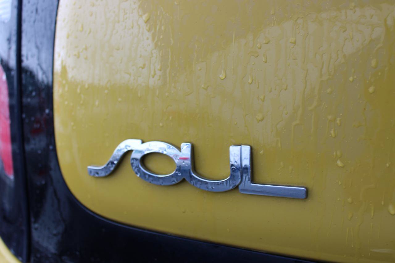 Used 2014 Kia Soul ! w/ Sun & Sound Package FWD image 6