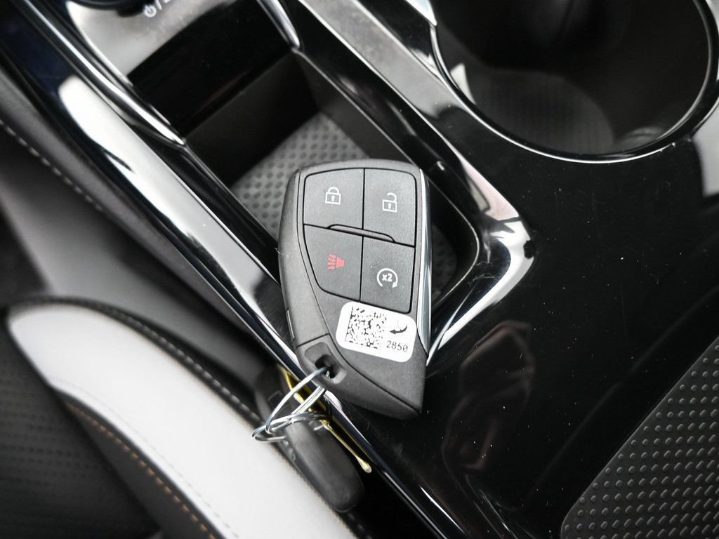 Used 2025 Buick Envision Sport Touring AWD/4WD image 15