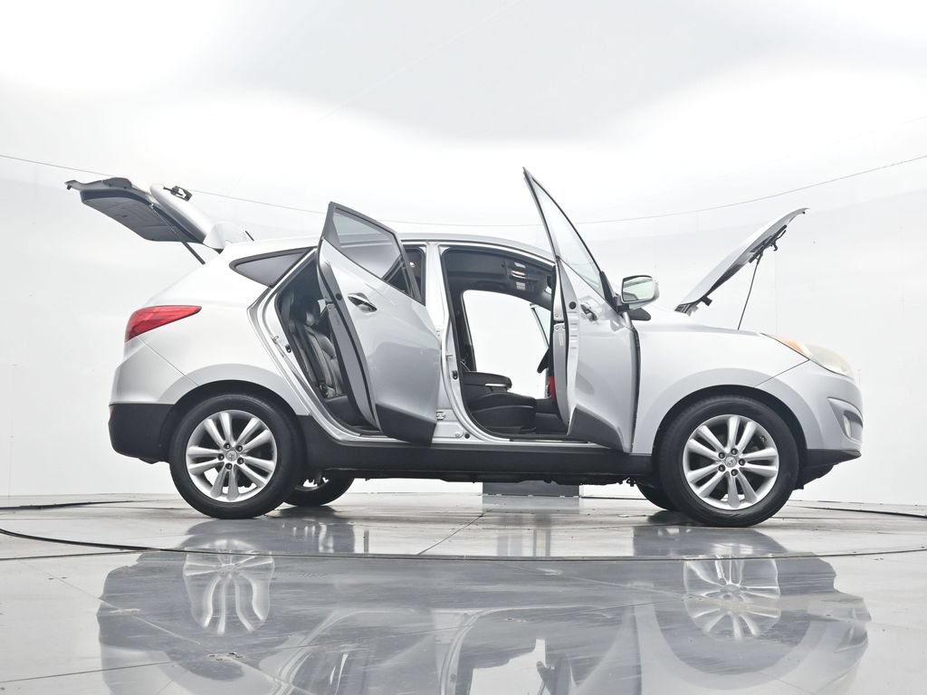 Used 2013 Hyundai Tucson Limited w/ Premium Pkg FWD image 44